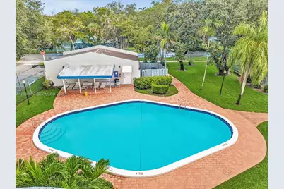 2408 N 35th Ave, Hollywood, FL 33021 - Photo 48