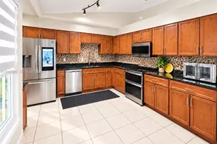 327 Marquee Dr, Kissimmee, FL 34758 - Photo 10