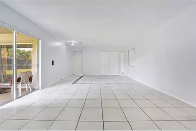 15421 SW 177th Ter, Miami, FL 33187 - Photo 8