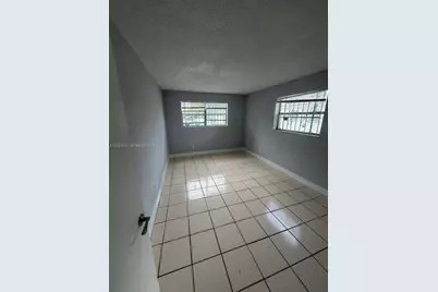 1330 NE 127th St #5, North Miami, FL 33161 - Photo 4