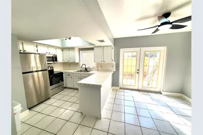 7926 Kimberly Blvd #202, North Lauderdale, FL 33068 - Photo 4