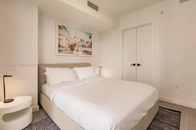 227 NE 2nd St #3001, Miami, FL 33132 - Photo 26