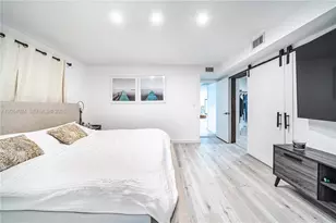 1301 Funston St, Hollywood, FL 33019 - Photo 10