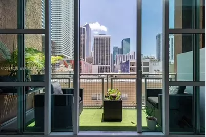253 NE 2nd St #416, Miami, FL 33132 - Photo 16
