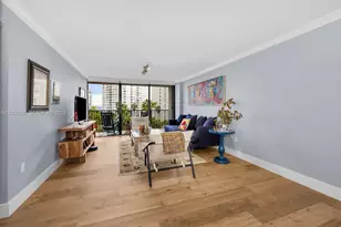 1450 Brickell Bay Dr, Miami, FL 33131 - Photo 6