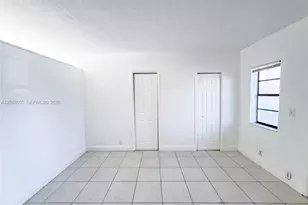 4071 N Dixie Hwy, Oakland Park, FL 33334 - Photo 10