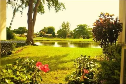 2431 SW 82nd Ave #202, Davie, FL 33324 - Photo 2