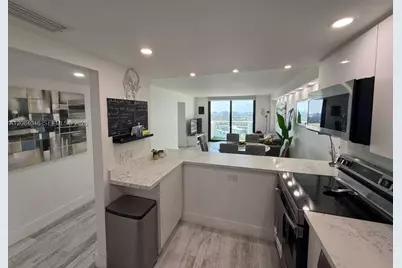 13499 Biscayne Blvd #1414, North Miami, FL 33181 - Photo 6