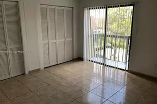 6575 W 24th Ct, Hialeah, FL 33016 - Photo 22
