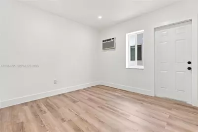 4795 E 8th Ct, Hialeah, FL 33013 - Photo 10