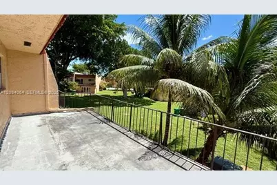 12 Meacham Ln #12, Tamarac, FL 33319 - Photo 8