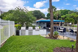 2661 S Course Dr, Pompano Beach, FL 33069 - Photo 32
