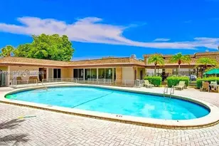 2431 SW 82nd Ave, Davie, FL 33324 - Photo 2