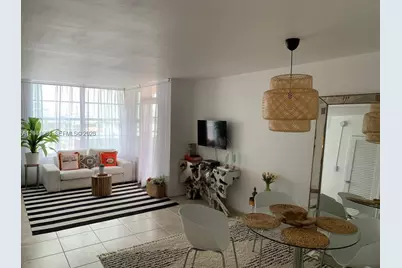 2899 SW Collins Ave #1016, Miami Beach, FL 33140 - Photo 12