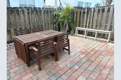 8108 NW 108th Ct, Doral, FL 33178 - Photo 6