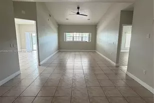 15457 SW 150th St, Miami, FL 33196 - Photo 2