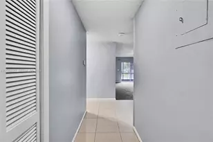 4132 NW 88th Ave, Coral Springs, FL 33065 - Photo 4