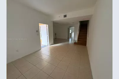 1037 SW 143rd Ave #1305, Pembroke Pines, FL 33027 - Photo 2