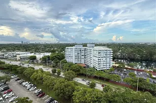 1351 NE Miami Gardens Dr, Miami, FL 33179 - Photo 24