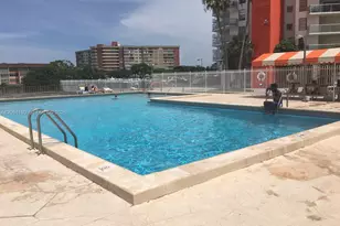 1351 NE Miami Gardens Dr, Miami, FL 33179 - Photo 20