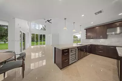 11406 Canyon Maple Blvd, Davie, FL 33330 - Photo 22