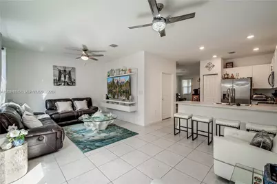 2642 SE 12th St #2642, Homestead, FL 33035 - Photo 10