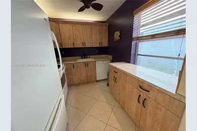 368 Burgundy H #368, Delray Beach, FL 33484 - Photo 12