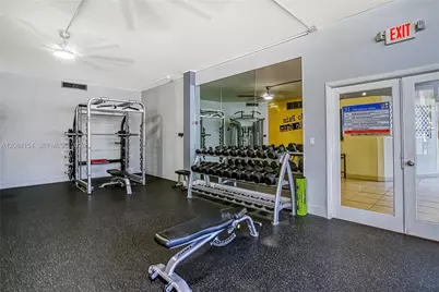 800 Parkview Dr #901, Hallandale Beach, FL 33009 - Photo 38