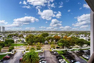 800 Parkview Dr, Hallandale Beach, FL 33009 - Photo 32