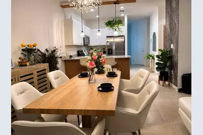 137 NE 14th Ave, Homestead, FL 33033 - Photo 2