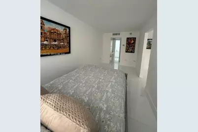 5555 Collins Ave #4P, Miami Beach, FL 33140 - Photo 10