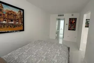 5555 Collins Ave, Miami Beach, FL 33140 - Photo 10