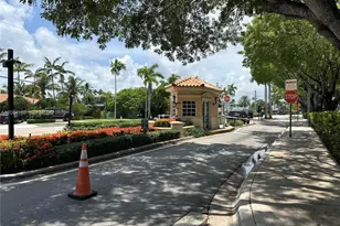 3665 NE 167th St, North Miami Beach, FL 33160 - Photo 18