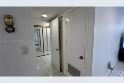 2780 NE 183rd St #303, Aventura, FL 33160 - Photo 10