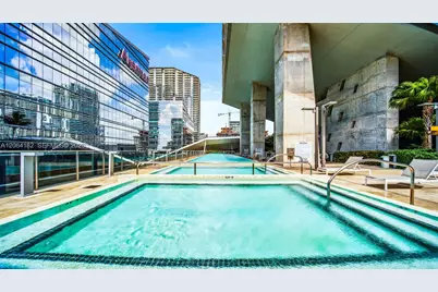 68 SE 6th St #1605, Miami, FL 33131 - Photo 26