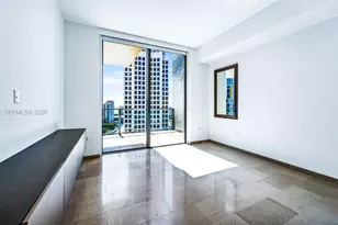 68 SE 6th St, Miami, FL 33131 - Photo 16