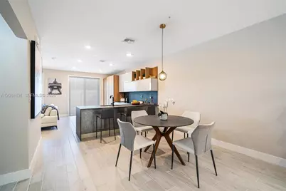17033 SW 1st St #1, Pembroke Pines, FL 33027 - Photo 32
