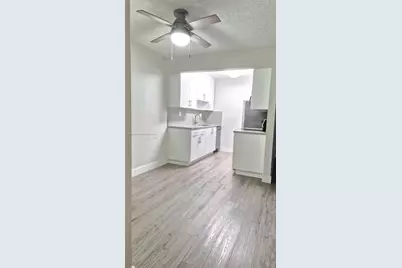 7100 Fairway Dr #K9, Miami Lakes, FL 33014 - Photo 4