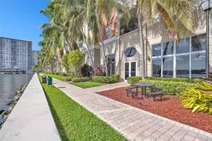 17150 N Bay Rd, Sunny Isles Beach, FL 33160 - Photo 22