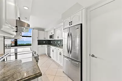 936 Intracoastal Dr #21A, Fort Lauderdale, FL 33304 - Photo 8