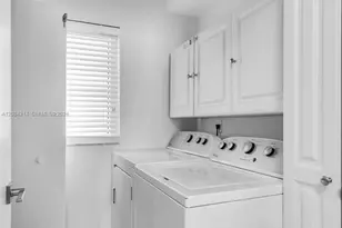18100 N Bay Rd, Sunny Isles Beach, FL 33160 - Photo 12