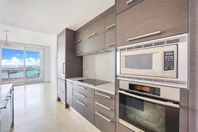 900 Biscayne Blvd #3007, Miami, FL 33132 - Photo 8