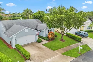 685 SE 25th Ln, Homestead, FL 33033 - Photo 4