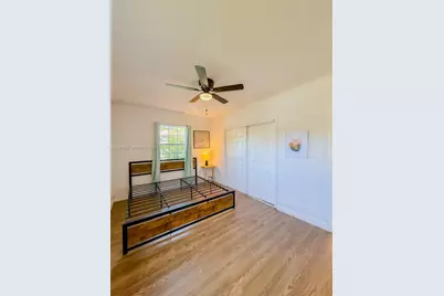 2740 Dewey St, Hollywood, FL 33020 - Photo 8