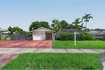 13217 SW 44th Ln, Miami, FL 33175 - Photo 2