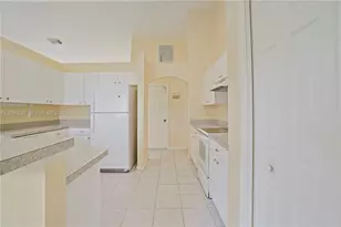 5961 NW Brenda Cir, Port Saint Lucie, FL 34986 - Photo 8