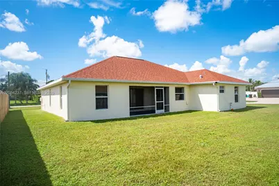 5961 NW Brenda Cir, Port Saint Lucie, FL 34986 - Photo 4
