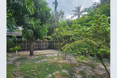 12145 NE 11th Ct, North Miami, FL 33161 - Photo 14