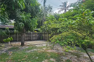 12145 NE 11th Ct, North Miami, FL 33161 - Photo 14