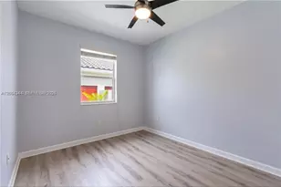 17067 SW 93rd St, Miami, FL 33196 - Photo 12